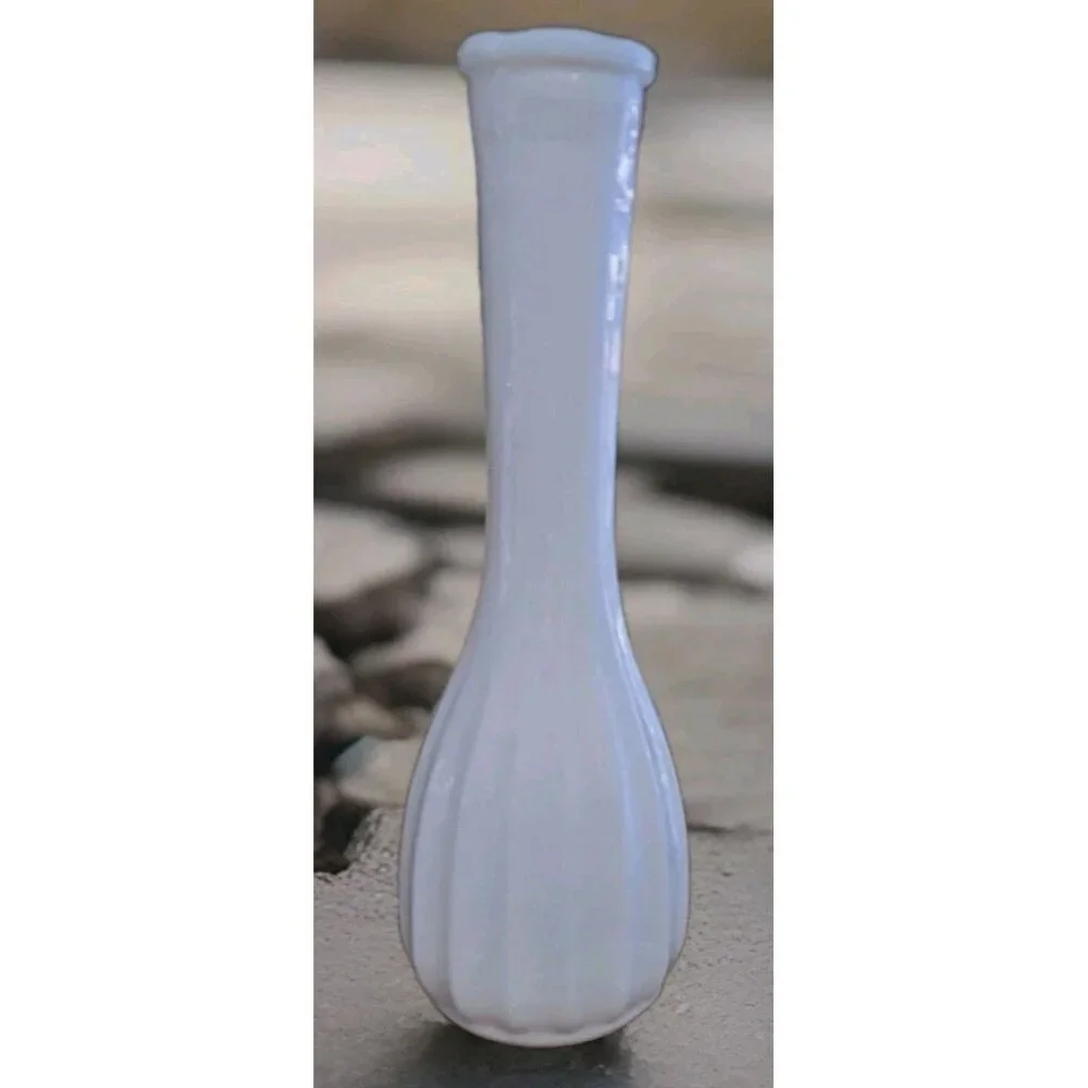 Vintage Unbranded White Milk Glass Ribbed Bud Vase 8.5 Inches Tall